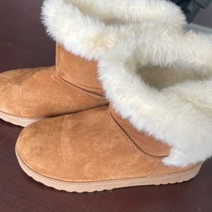 Women’s Faux fur winter boots